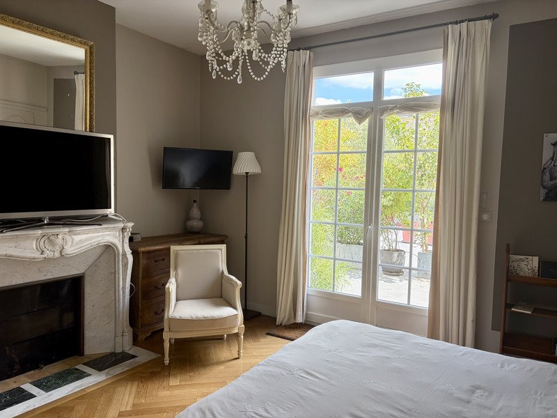 Vente Maison BORDEAUX - 2 pièces -256 m² - (33800)
