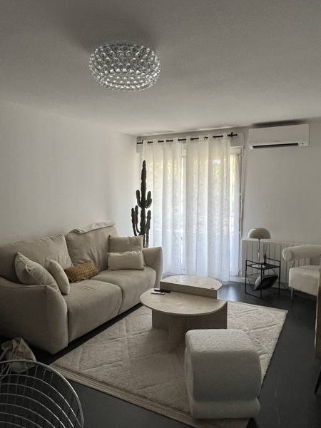 Vente Appartement BORDEAUX - 2 pièces -52,4 m² - (33000)