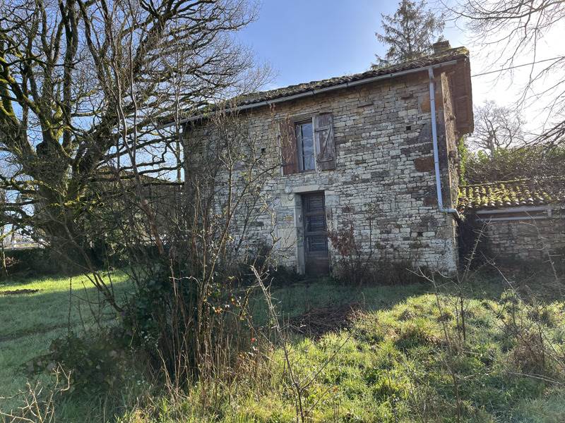 Vente Maison ST COUTANT - 7 pièces -206 m² - (79120)