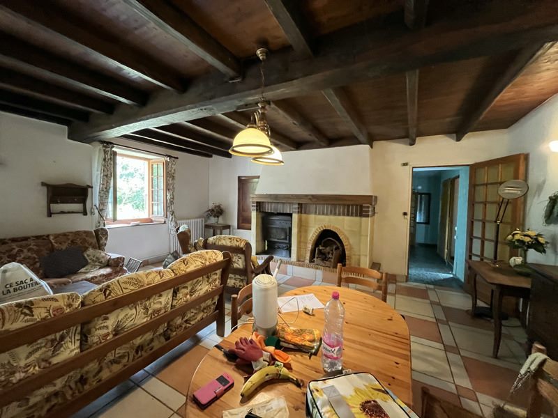 Vente Maison ST COUTANT - 7 pièces -206 m² - (79120)