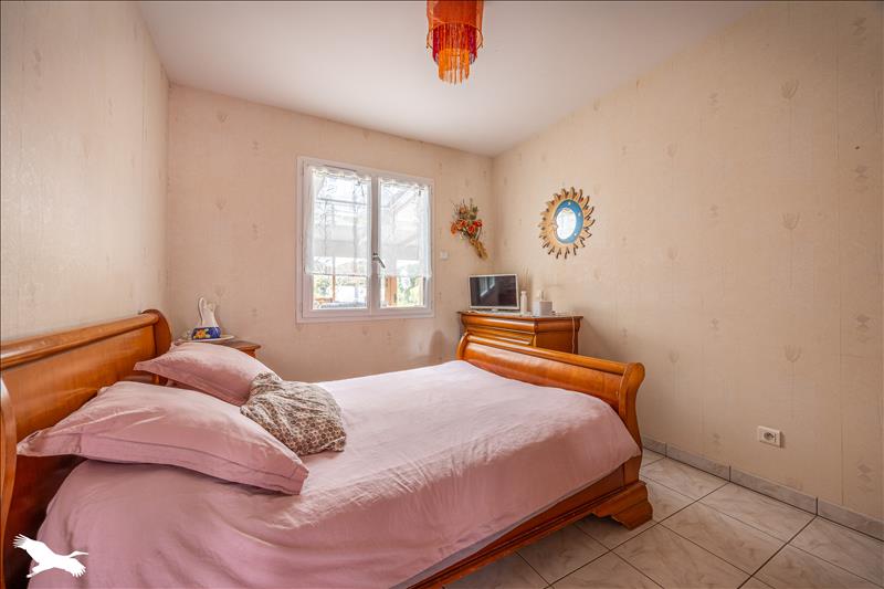 Vente Maison MELLE - 8 pièces -192 m² - (79500)