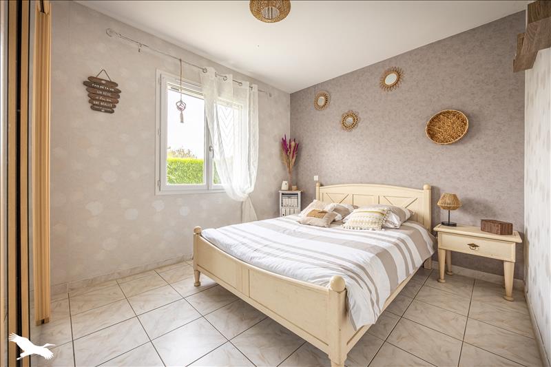 Vente Maison MELLE - 8 pièces -192 m² - (79500)