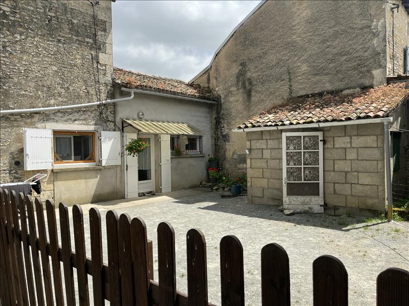 Vente Maison SECONDIGNE SUR BELLE - 3 pièces -85 m² - (79170)