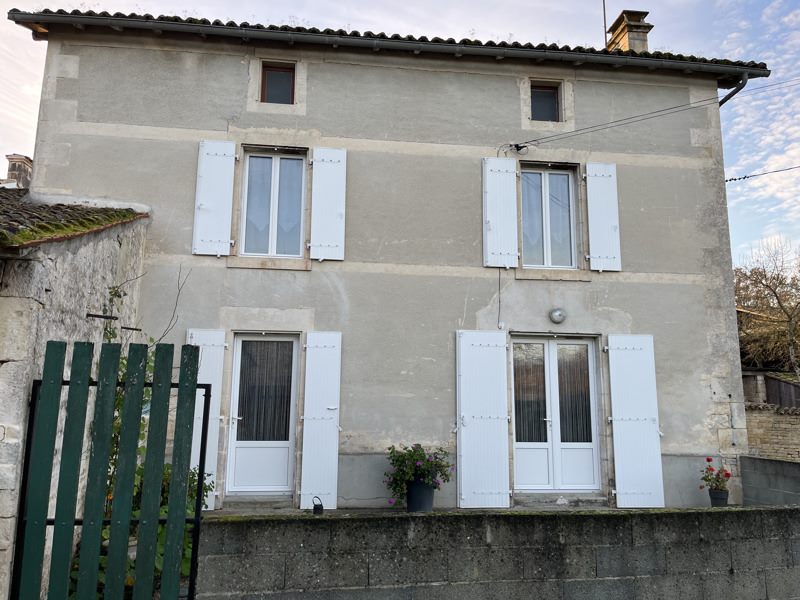 Vente Maison SECONDIGNE SUR BELLE - 3 pièces -85 m² - (79170)