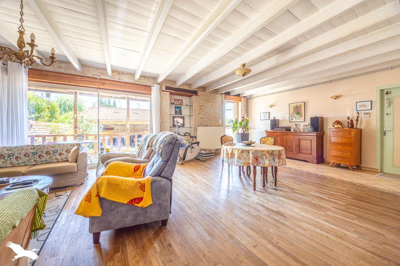 Vente Maison CHEF BOUTONNE - 5 pièces -170 m² - (79110)