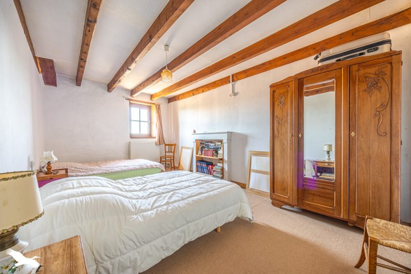 Vente Maison CHEF BOUTONNE - 5 pièces -170 m² - (79110)