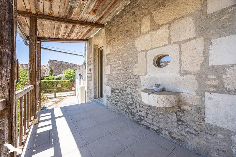 Vente Maison CHEF BOUTONNE - 5 pièces -170 m² - (79110)