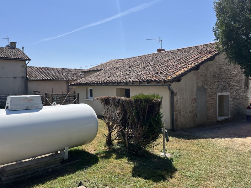 Vente Maison FONTIVILLIE - 4 pièces -82 m² - (79500)