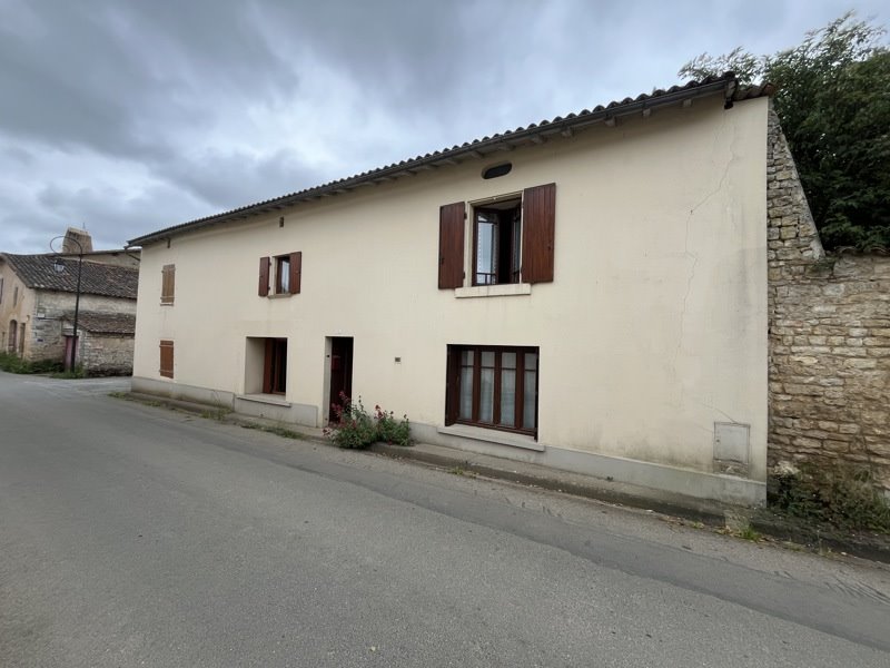 Vente Maison EXOUDUN 79800 5 pièces - 158 m²