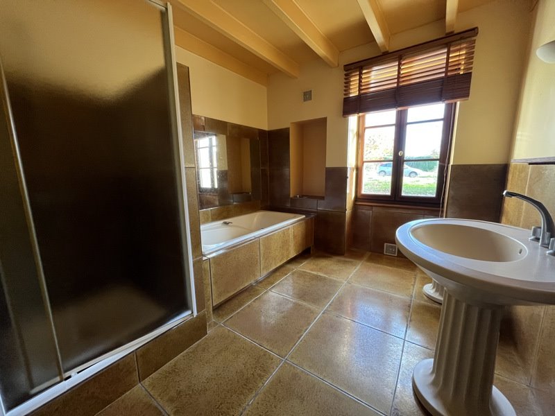 Vente Maison SAUZE VAUSSAIS - 6 pièces -205 m² - (79190)