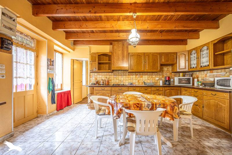 Vente Maison PERIGNE - 5 pièces -176 m² - (79170)