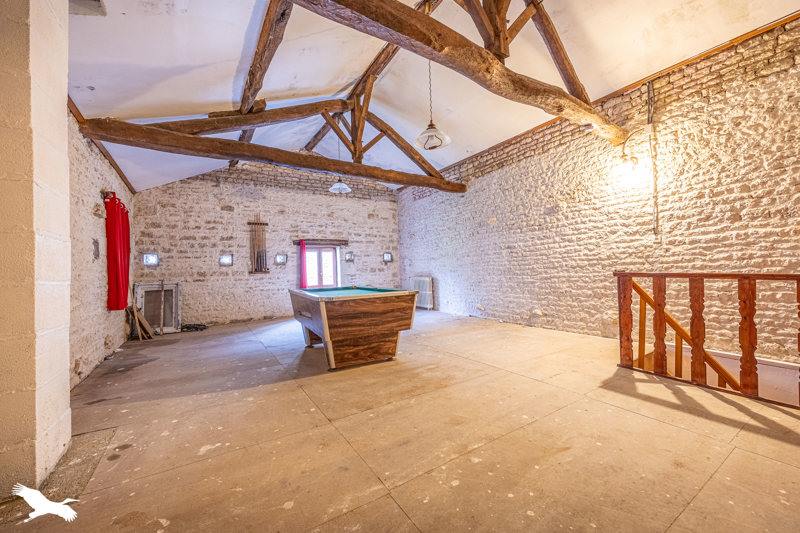 Vente Maison PERIGNE - 5 pièces -176 m² - (79170)