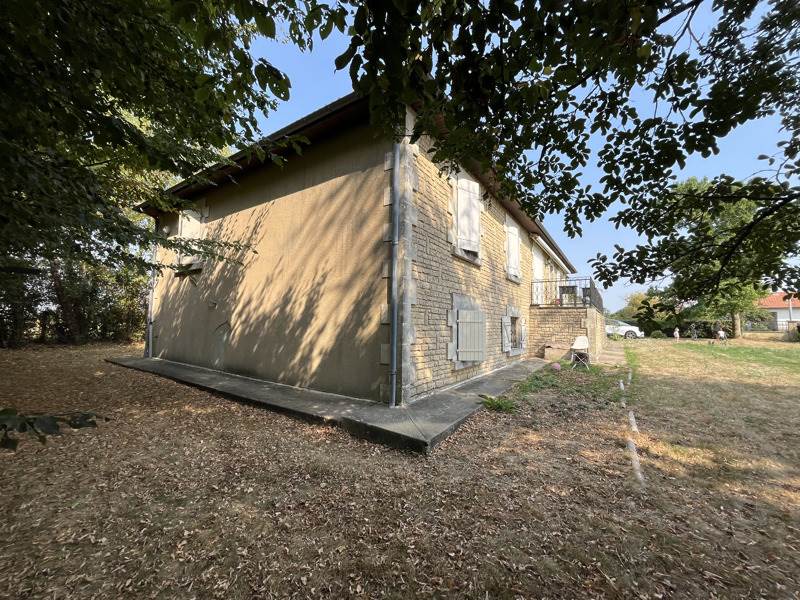 Vente Maison MAISONNAY - 7 pièces -167 m² - (79500)