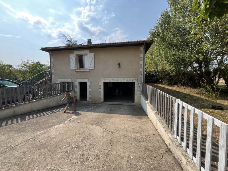 Vente Maison MAISONNAY - 7 pièces -167 m² - (79500)