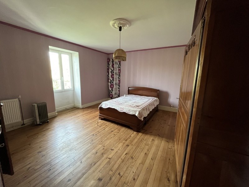 Vente Maison ST ROMANS LES MELLE - 5 pièces -166 m² - (79500)