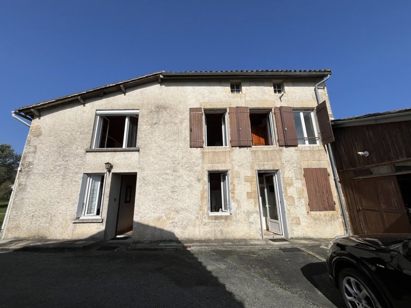 Vente Maison ST ROMANS LES MELLE - 5 pièces -166 m² - (79500)