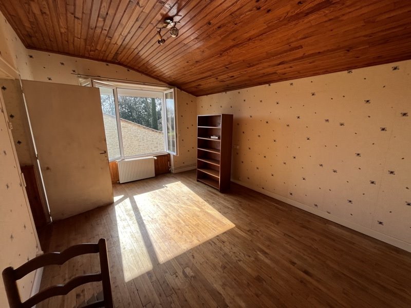 Vente Maison ST ROMANS LES MELLE - 5 pièces -166 m² - (79500)