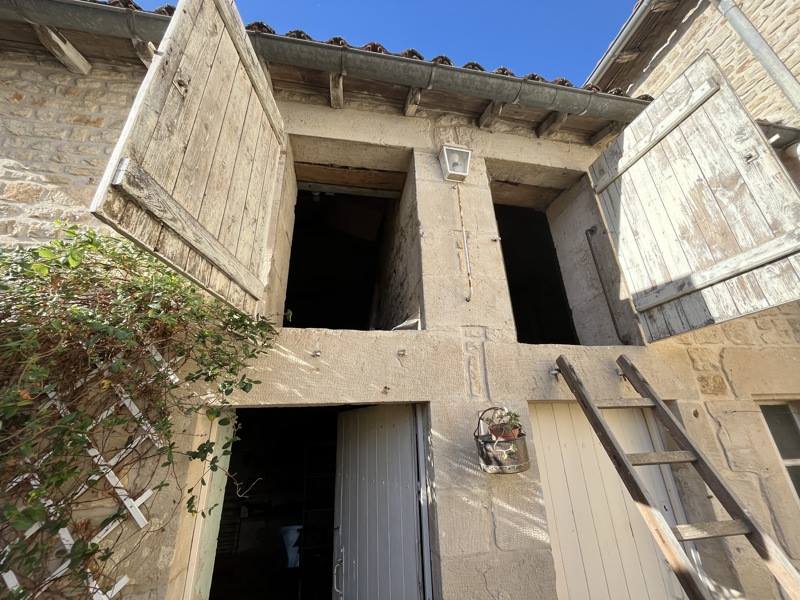 Vente Maison FONTIVILLIE - 5 pièces -146 m² - (79500)
