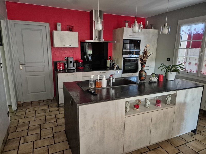 Vente Maison MARCILLE - 8 pièces -162 m² - (79500)