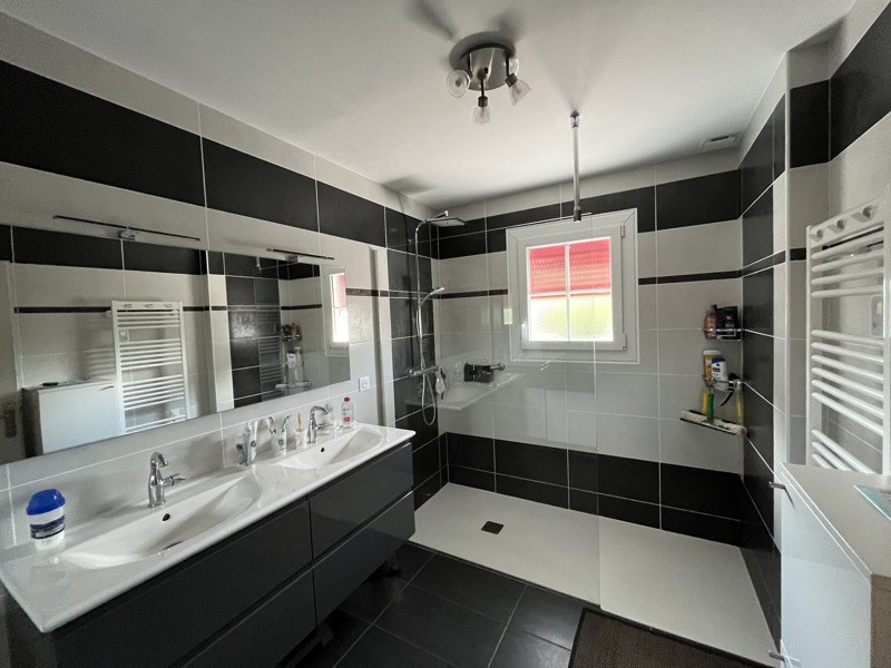 Vente Maison MARCILLE - 8 pièces -162 m² - (79500)