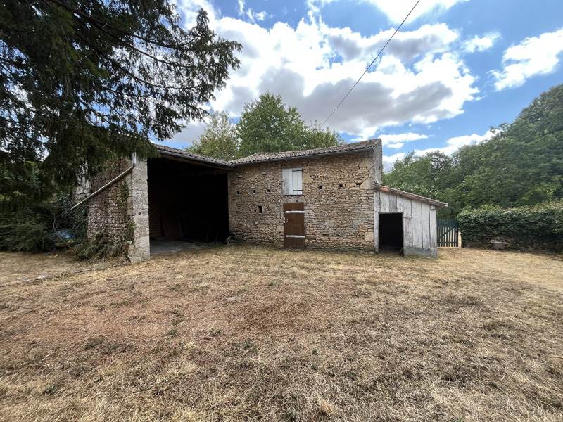 Vente Maison BEAUSSAIS VITRE - 7 pièces -281 m² - (79370)