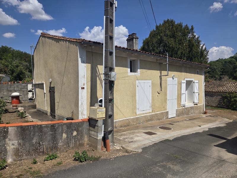 Maison 3 pièces 83 m² · à Saint-Romans-lès-Melle · 83 m² · 96 712 €