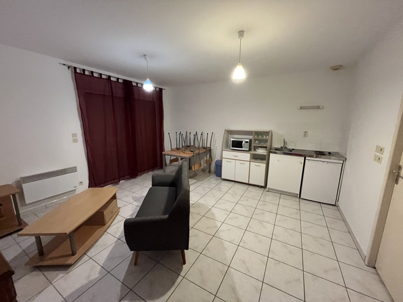 Vente Maison Saint-Romans-lès-Melle - 8 pièces -216 m² - (79500)