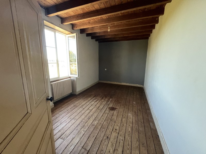 Vente Maison Melle - 9 pièces -242 m² - (79500)