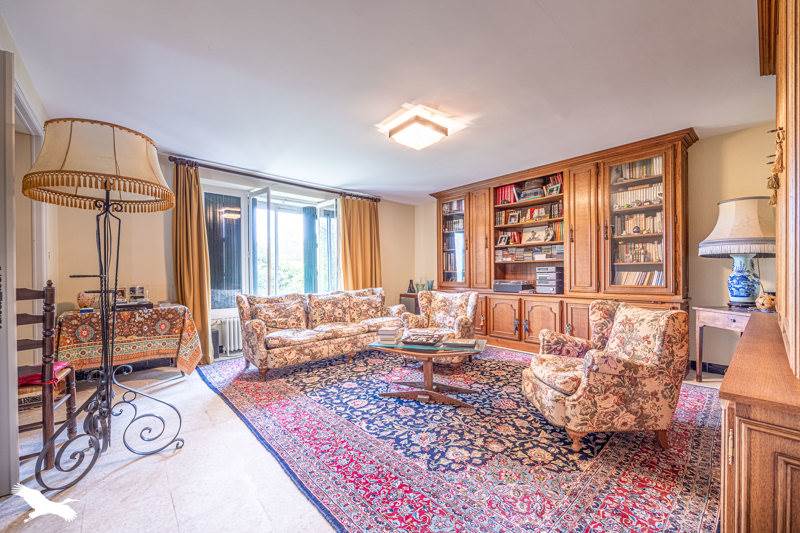 Vente Maison PERIGNE - 6 pièces -366 m² - (79170)