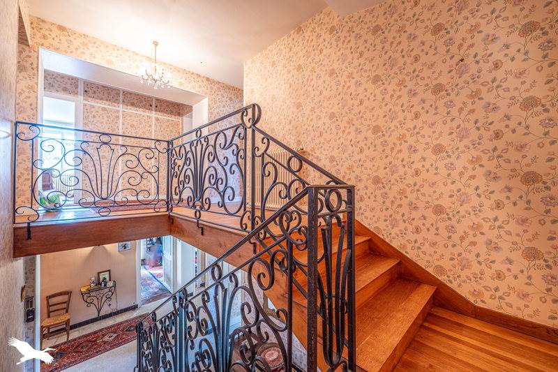 Vente Maison PERIGNE - 6 pièces -366 m² - (79170)