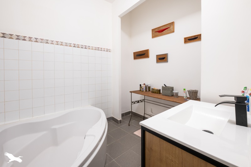 Vente Appartement MONTPELLIER - 3 pièces -77 m² - (34000)
