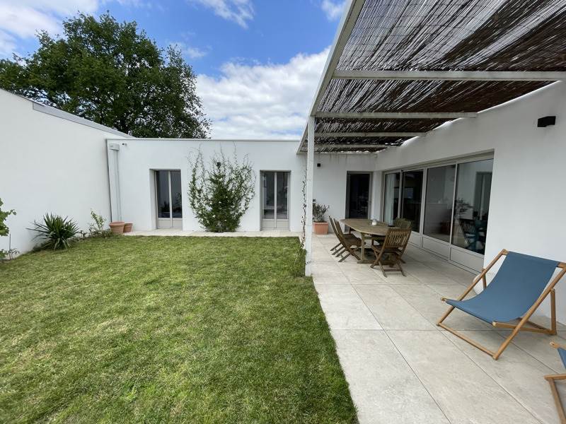 Vente Maison LA ROCHELLE - 6 pièces -129 m² - (17000)