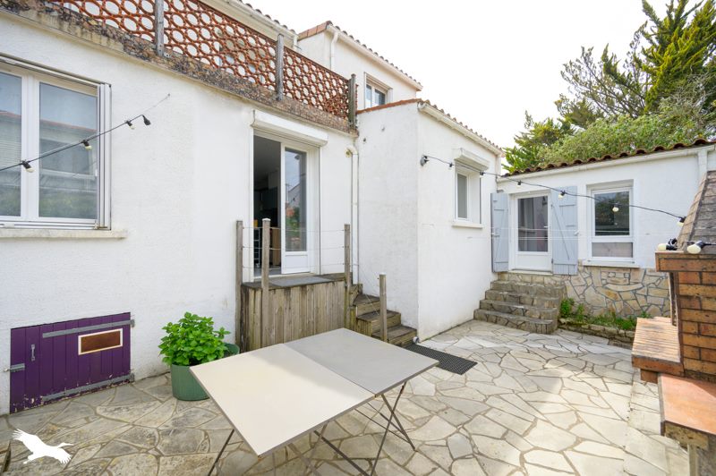 Vente Maison LA ROCHELLE - 8 pièces -174 m² - (17000)
