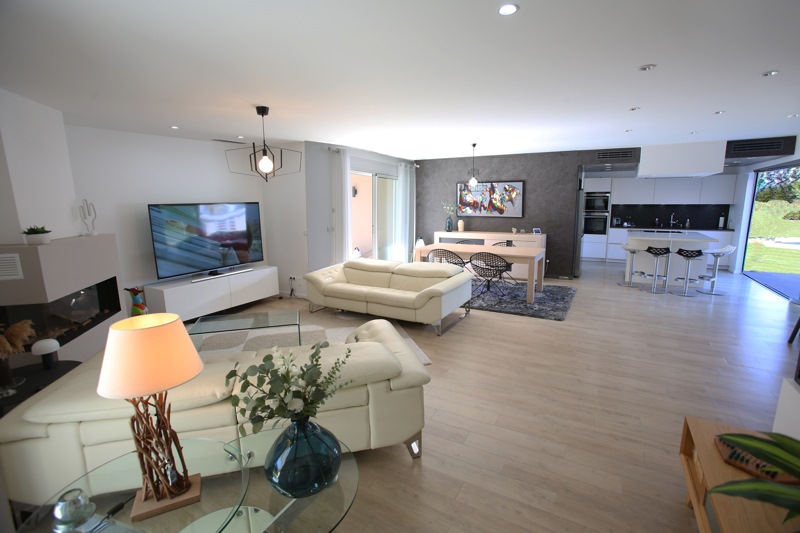 Vente Maison AIRE SUR L ADOUR - 6 pièces -203 m² - (40800)
