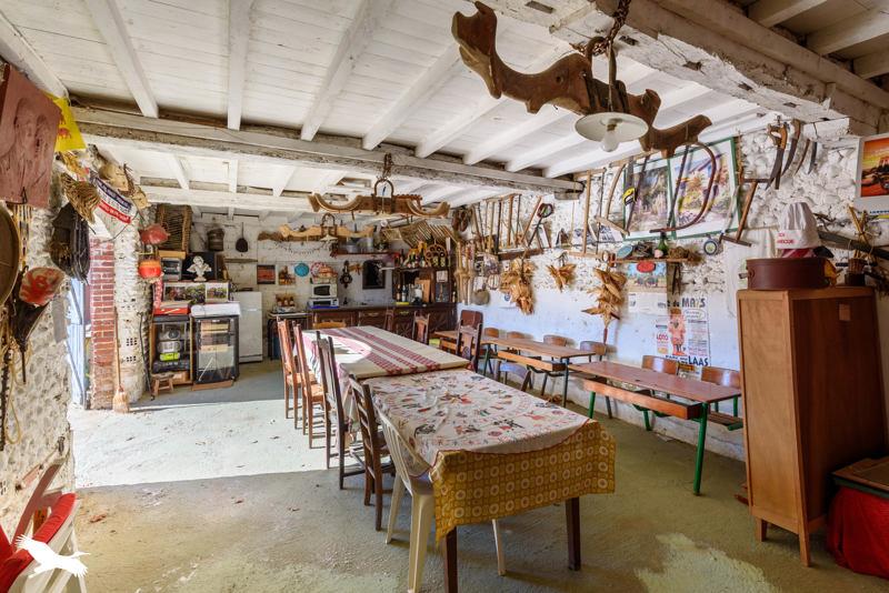 Vente Maison LATRILLE - 7 pièces -230 m² - (40800)