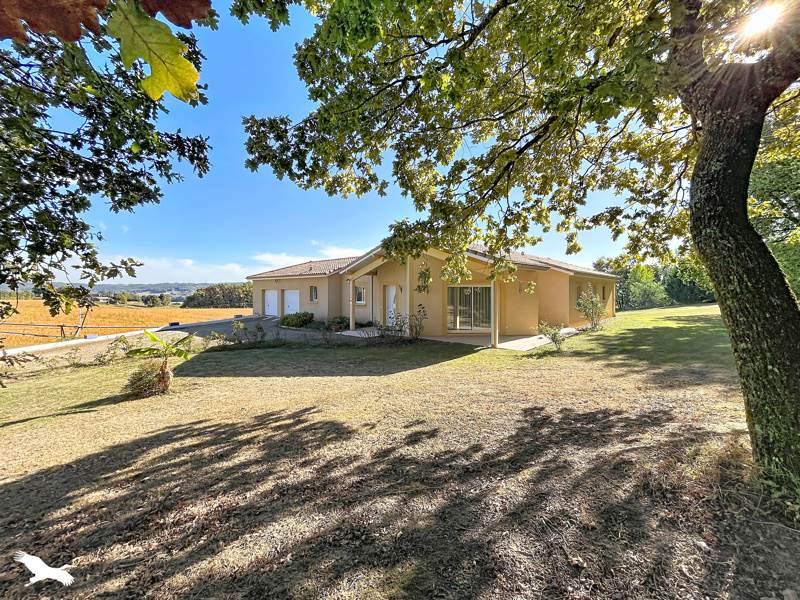 Maison 5 pièces 151 m² · à Projan · 151 m² · 395 000 €
