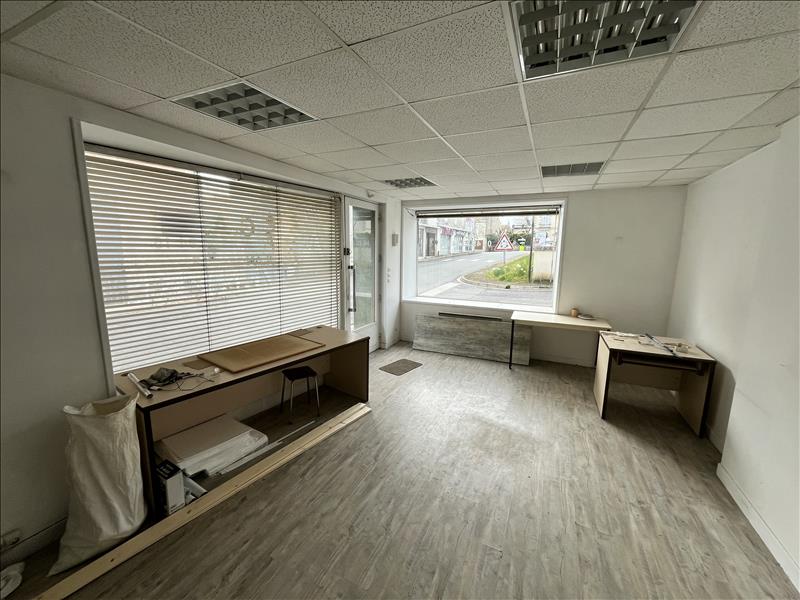Vente Immeuble MONTBRON - -  114 m² - (16220)