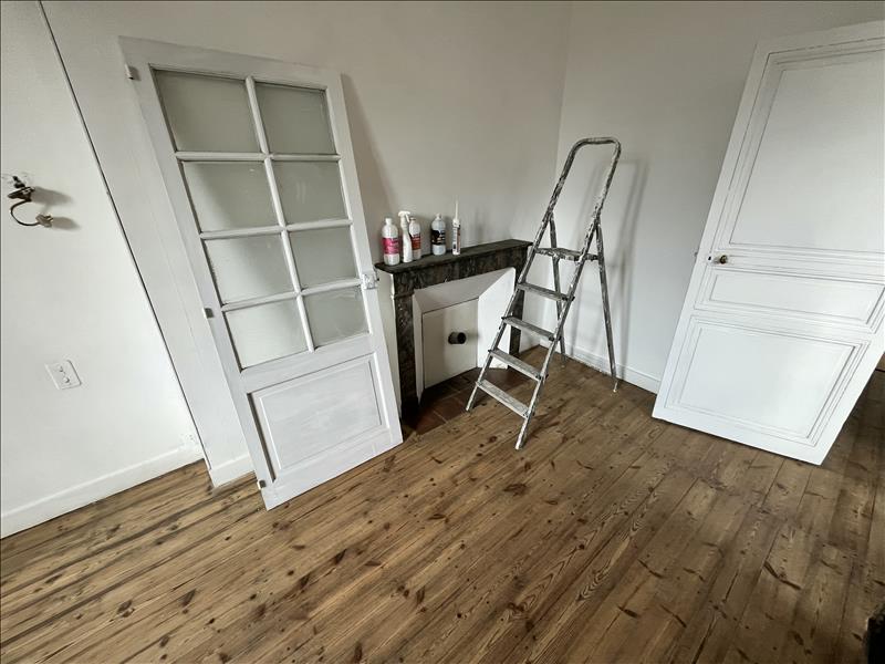 Vente Immeuble MONTBRON - -  114 m² - (16220)