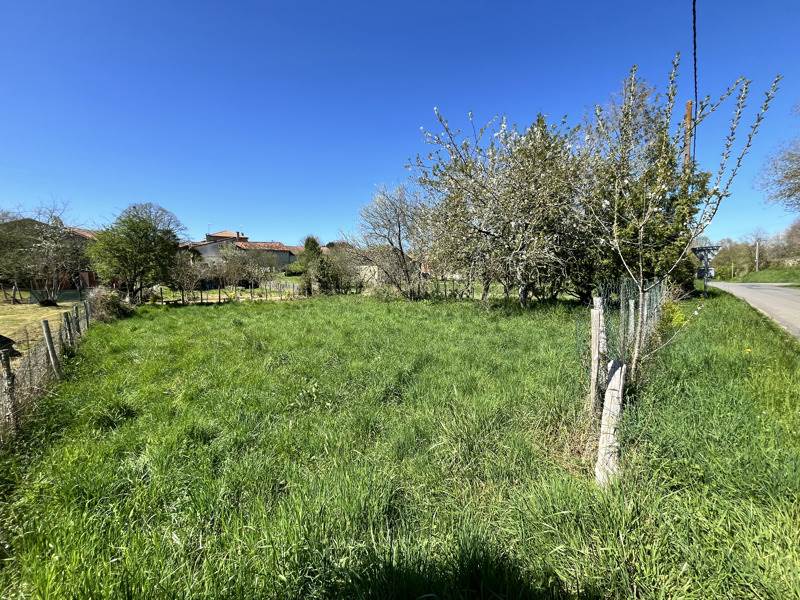 Vente Terrain VOUTHON - -494 m² - (16220)