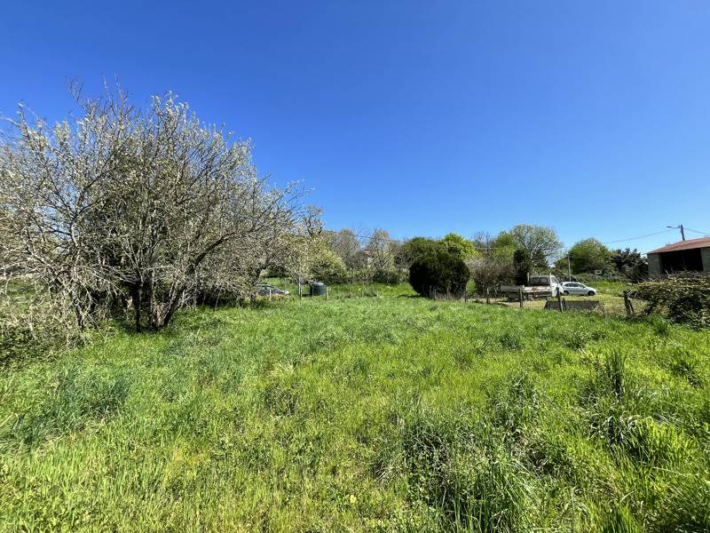 Vente Terrain VOUTHON - -494 m² - (16220)