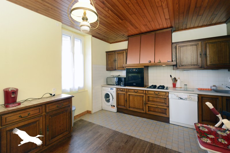 Vente Maison MASSIGNAC - 9 pièces -210 m² - (16310)