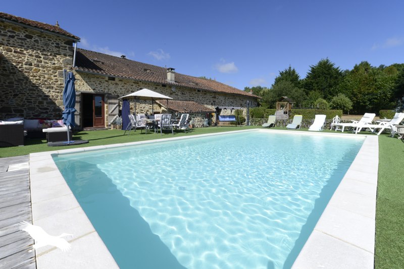 Vente Maison ECURAS - 6 pièces -185,5 m² - (16220)