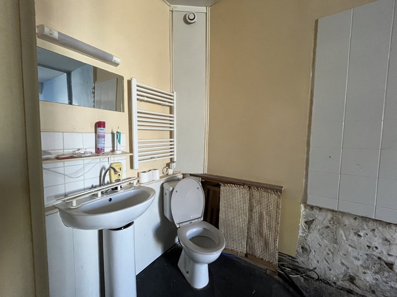 Vente Maison MONTBRON - 4 pièces -120 m² - (16220)