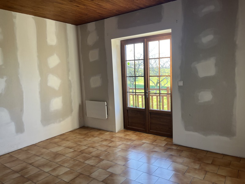 Vente Maison MONTBRON - 4 pièces -97 m² - (16220)