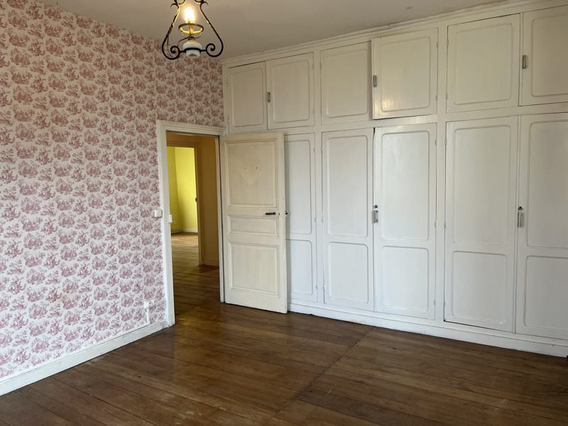 Vente Maison ECURAS - 6 pièces -183 m² - (16220)