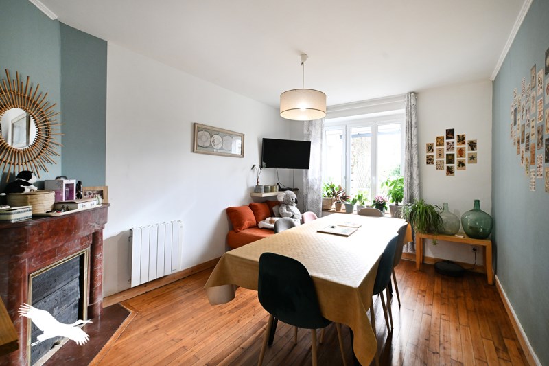 Vente Maison MONTBRON - 7 pièces -150 m² - (16220)