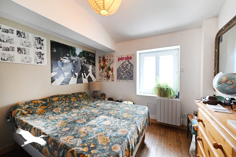 Vente Maison MONTBRON - 7 pièces -150 m² - (16220)