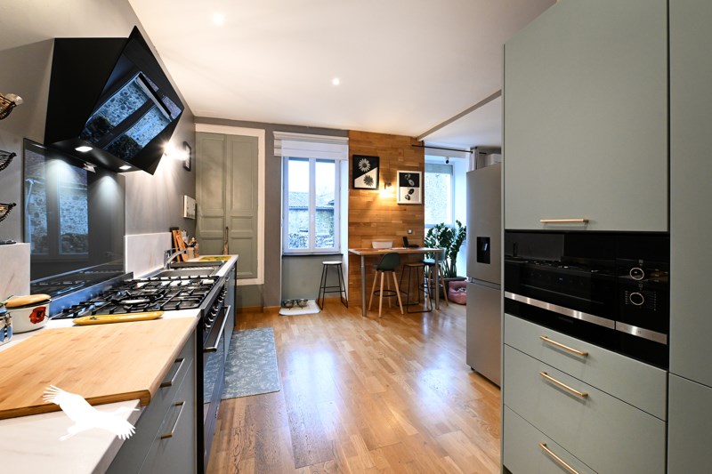 Vente Maison ROUZEDE - 5 pièces -146 m² - (16220)