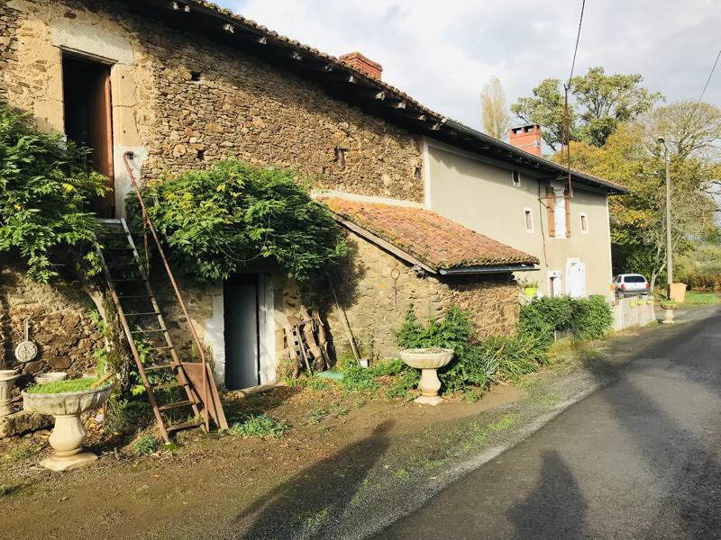 Vente Maison MASSIGNAC - 4 pièces -112 m² - (16310)