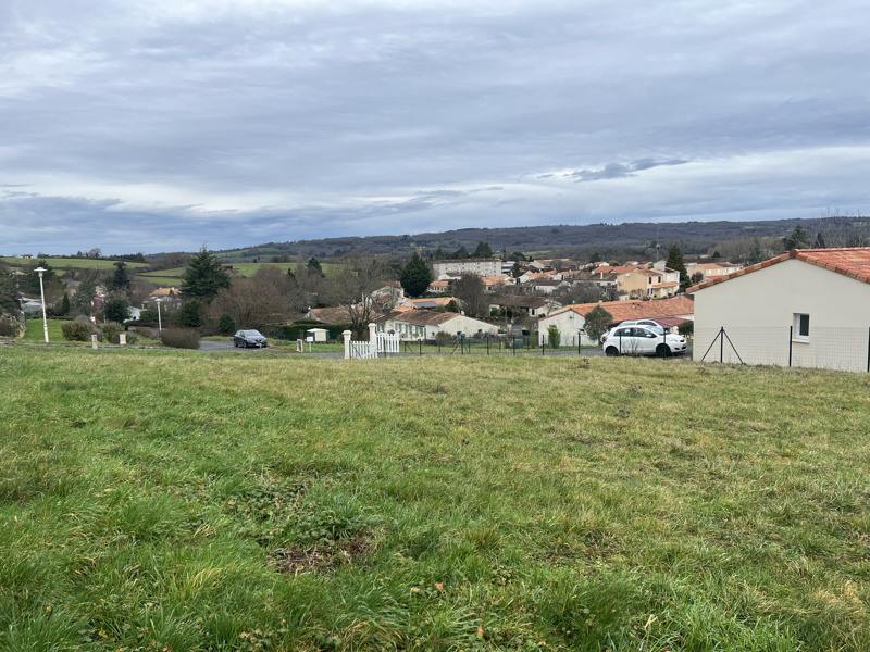 Vente Terrain MONTBRON - -819 m² - (16220)